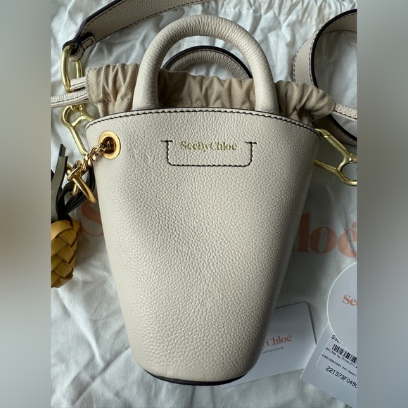 Mini Cecilya Tote - Picture 3 of 13